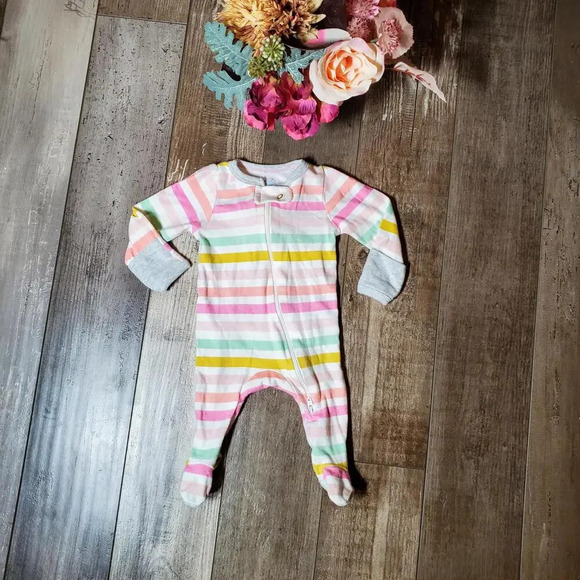 Cloud Island Baby Girls Pastel Striped Bodysuit Sleeper PJs Size NB Newborn 0M - Picture 1 of 7